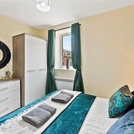 公寓 Central Leeds Gem - Parking - Sleeps 6 利兹