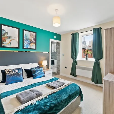 Апартаменты Central Leeds Gem - Parking - Sleeps 6
