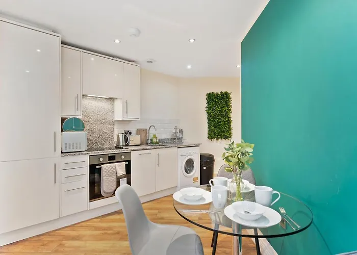 Central Leeds Gem - Parking - Sleeps 6 * 리즈