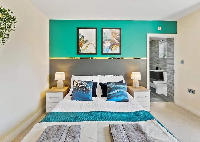 Central Leeds Gem - Parking - Sleeps 6 Апартаменты *